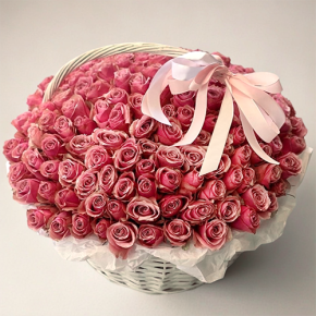 Композиция в корзине из 151 розы Ревиваль в Краснознаменске
