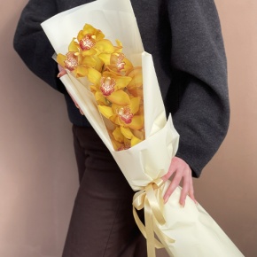 Букет из желтой орхидеи в Краснознаменске