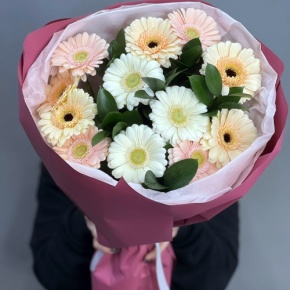 Букет из 13 белых гербер микс в Краснознаменске