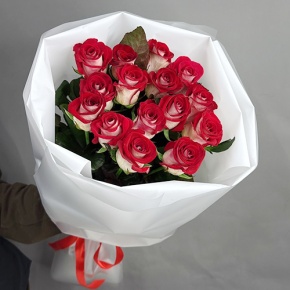 Букет из 15 рубиновых роз (70 см) в Краснознаменске