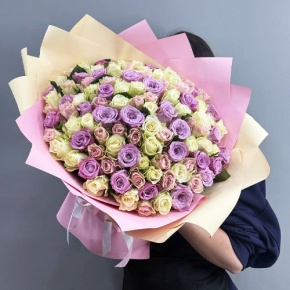 Букет из 101 розы пастельный микс и роз Меритим (40 см) в Краснознаменске
