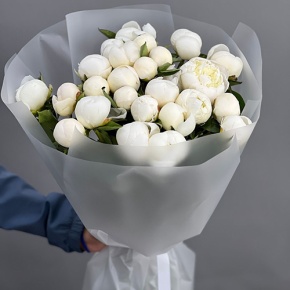 Букет из 23 белых пионов Дюшес в Краснознаменске
