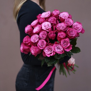 Букет из 25 роз Космик (50 см) в Краснознаменске