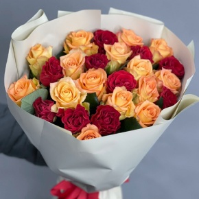 Букет "Прайм" из 25 роз Оранж и Эль Торо (50 см) в Краснознаменске