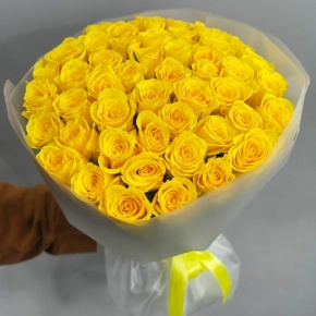 Букет "Золотце" из 51 лимонной розы (40 см) в Краснознаменске