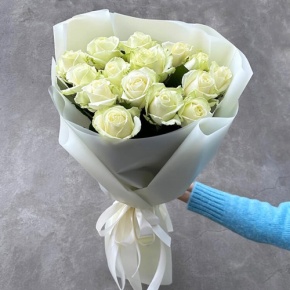 Букет "Умка" из 15 белых роз (50 см) в Краснознаменске