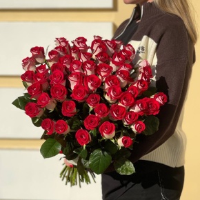 Букет из 51 рубиновой розы (50 см) в Краснознаменске