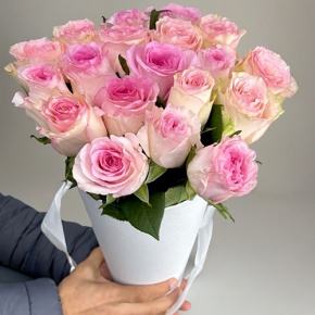 Букет из 21 розы Кения в конусе в Краснознаменске