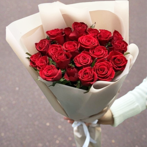 Букет 21 красная роза (60 см) в Краснознаменске