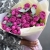 Букет "Малиновый бисквит" из кустовых и пионовидных роз и эвкалипта в Краснознаменске