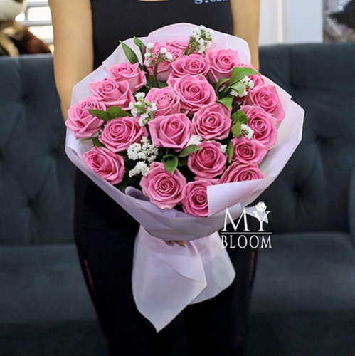 Букет из 21 розовой розы Аква (50 см) в Краснознаменске