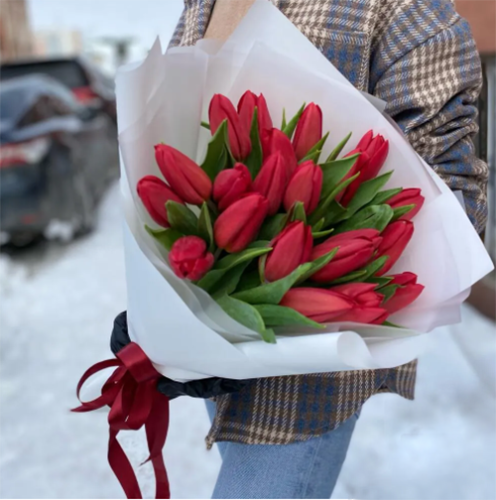 Букет красных тюльпанов в Краснознаменске