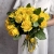 Букет из 25 лимонных роз с рускусом (40 см) в Краснознаменске