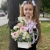 Композиция с георгинами на 1 сентября в белом ящике в Краснознаменске